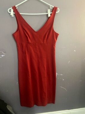 Classic V-Neck Sleeveless Red Dress